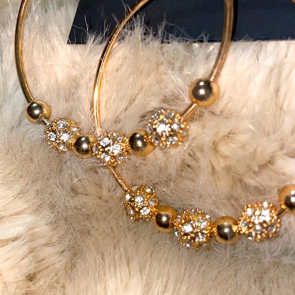 ❓❓❓GUESS® STUNNING Gold Plated Hoops with Gorgeous Bling Spheres❓❓❓